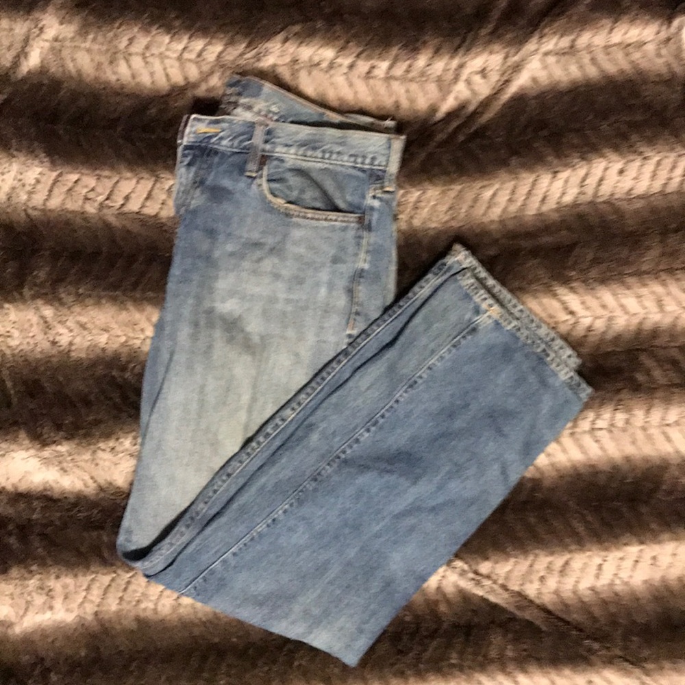 “Loose” Jeans